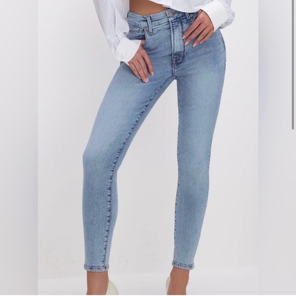 Good American Good Waist skinny jeans - Picture 1 of 4